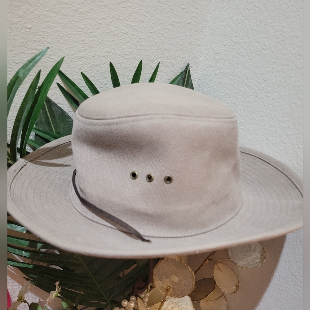 Yellow 108 Hat Tan Size Small
